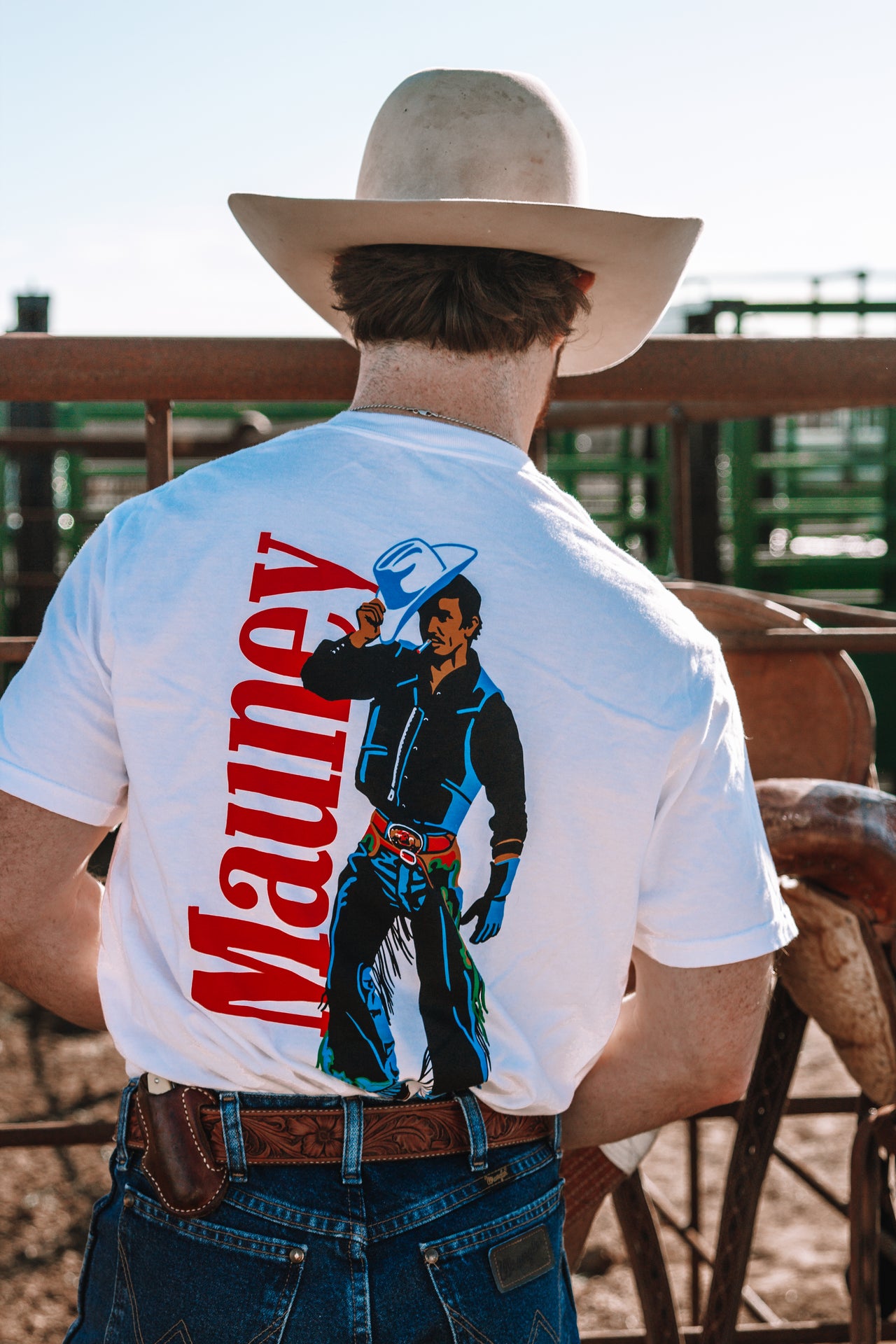 JB Mauney Walkin Tall T